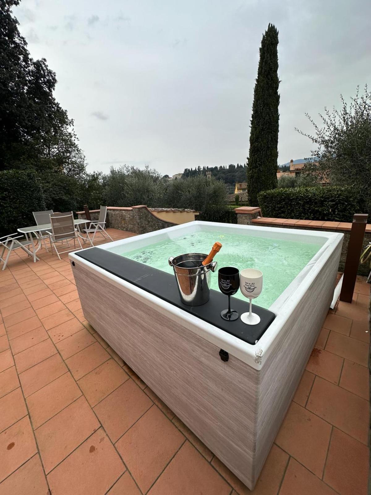 Yid Cozy House In Fiesole With Jacuzziアパートメント エクステリア 写真