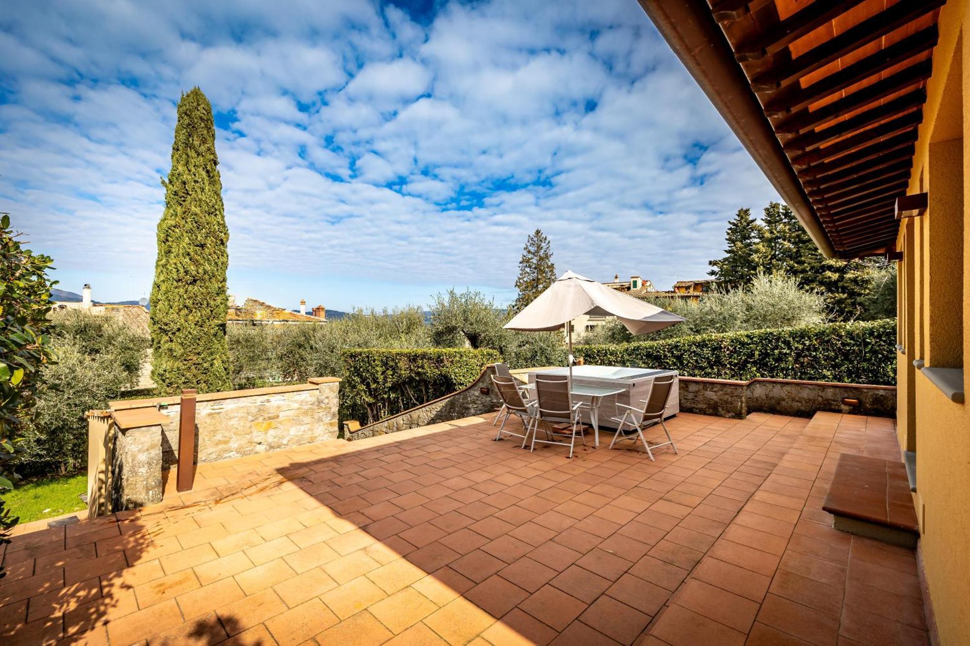 Yid Cozy House In Fiesole With Jacuzziアパートメント エクステリア 写真
